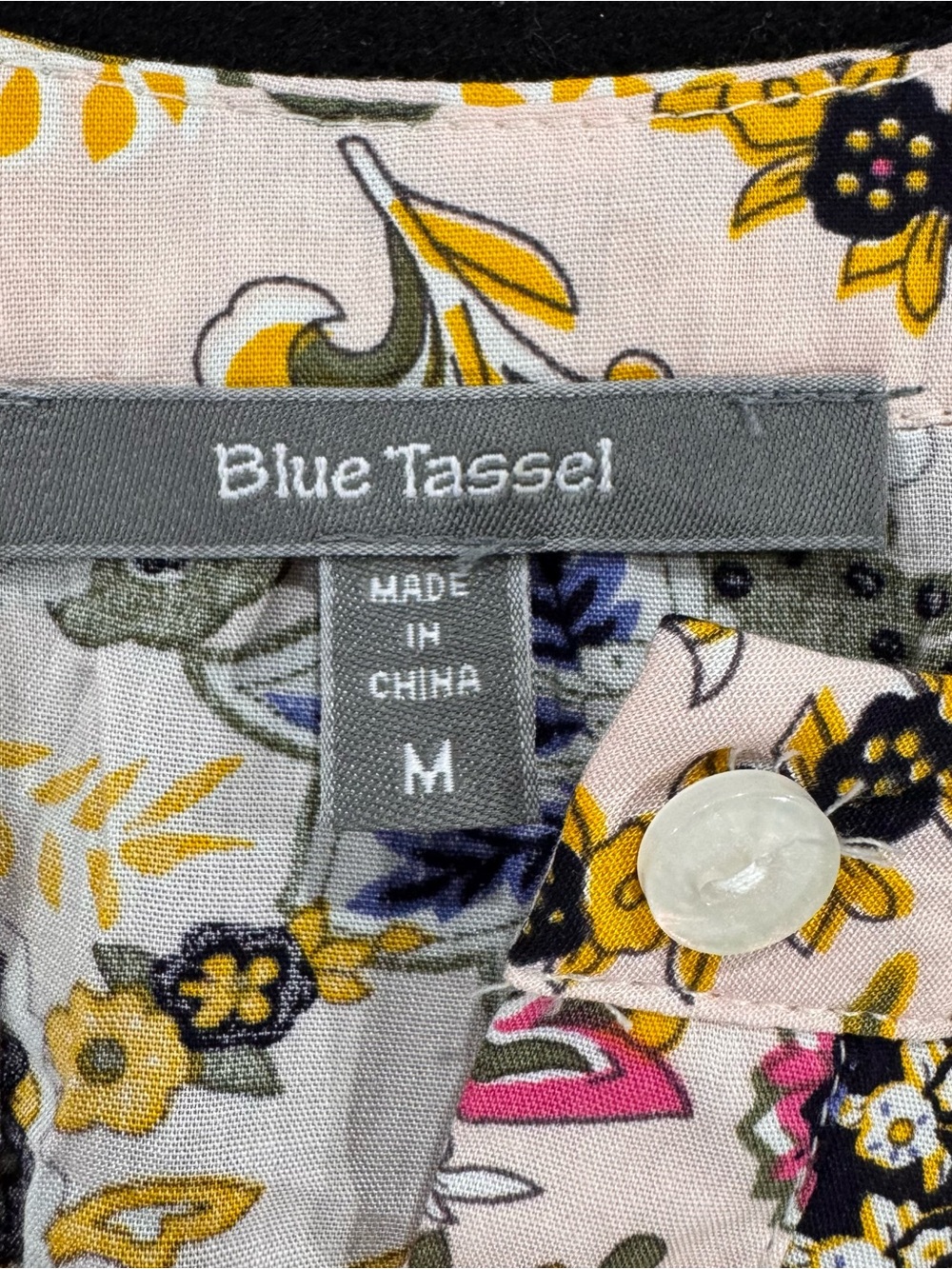 Blue Tassel Floral Sleeveless V-Neck Tank Top - Picture 6 of 9